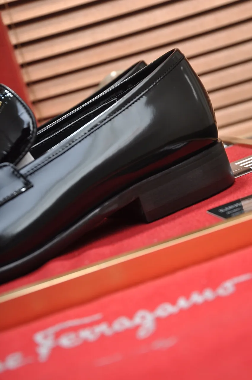 Men's shoes 💰500💶[Ferragamo/Ferragamo] The latest model from the counter. Original imported high-quality cowhide with open sides + imported 🐂 cowhide lining, original luxury metal buckle + original combination outsole. Comparative and stress-free 38--45 (customized for 45)